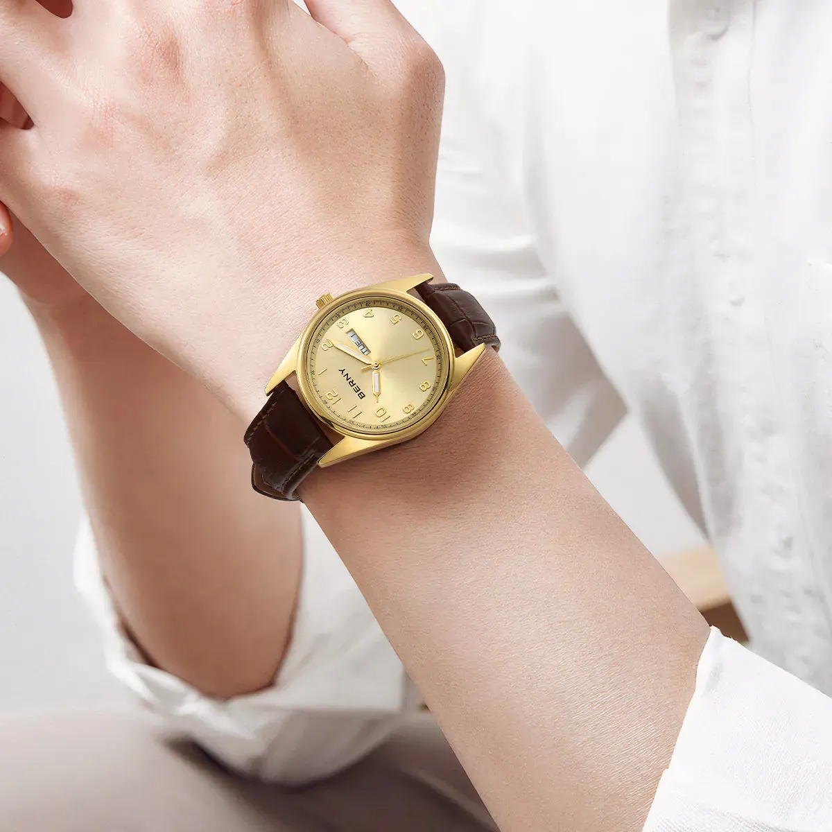 Montre Berny Quartz – Or / Or