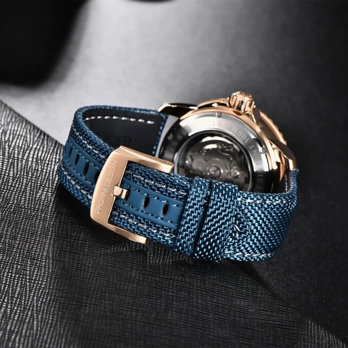 Montre Pagani Design Automatique 44 mm – Or bleu