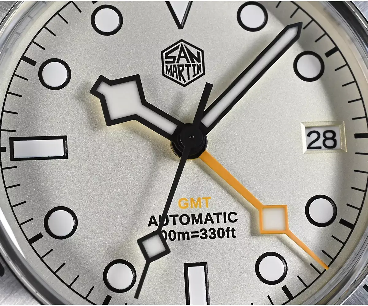 Montre San Martin SN0054-G – Blanc mat