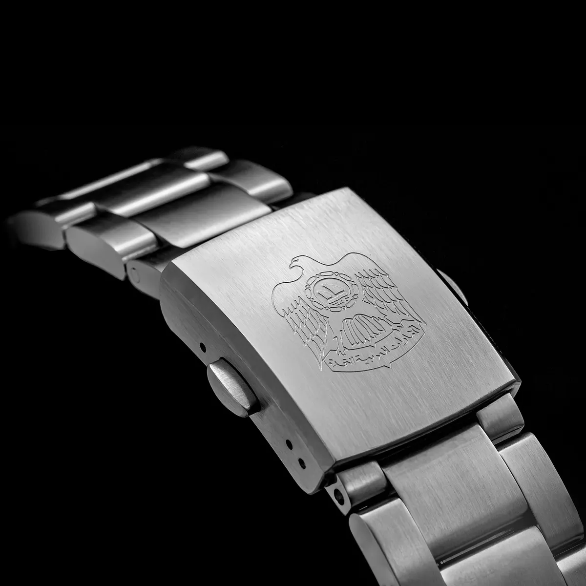 Montre Thorn T010 Méca-quartz 37 mm – Cadran blanc · Lunette noire