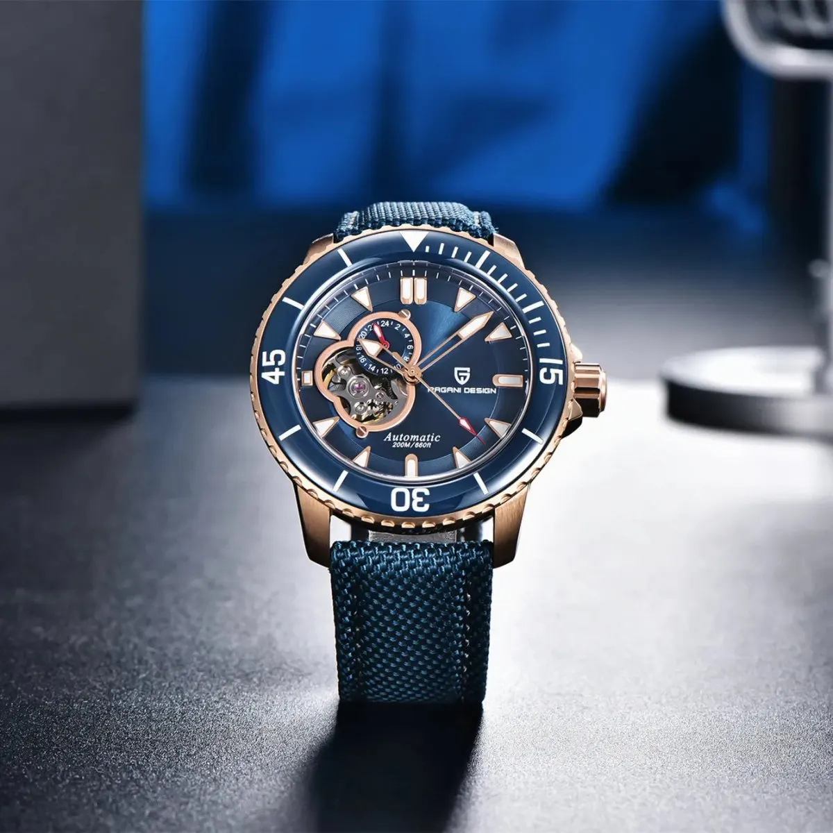 Montre Pagani Design Automatique 44 mm – Or bleu