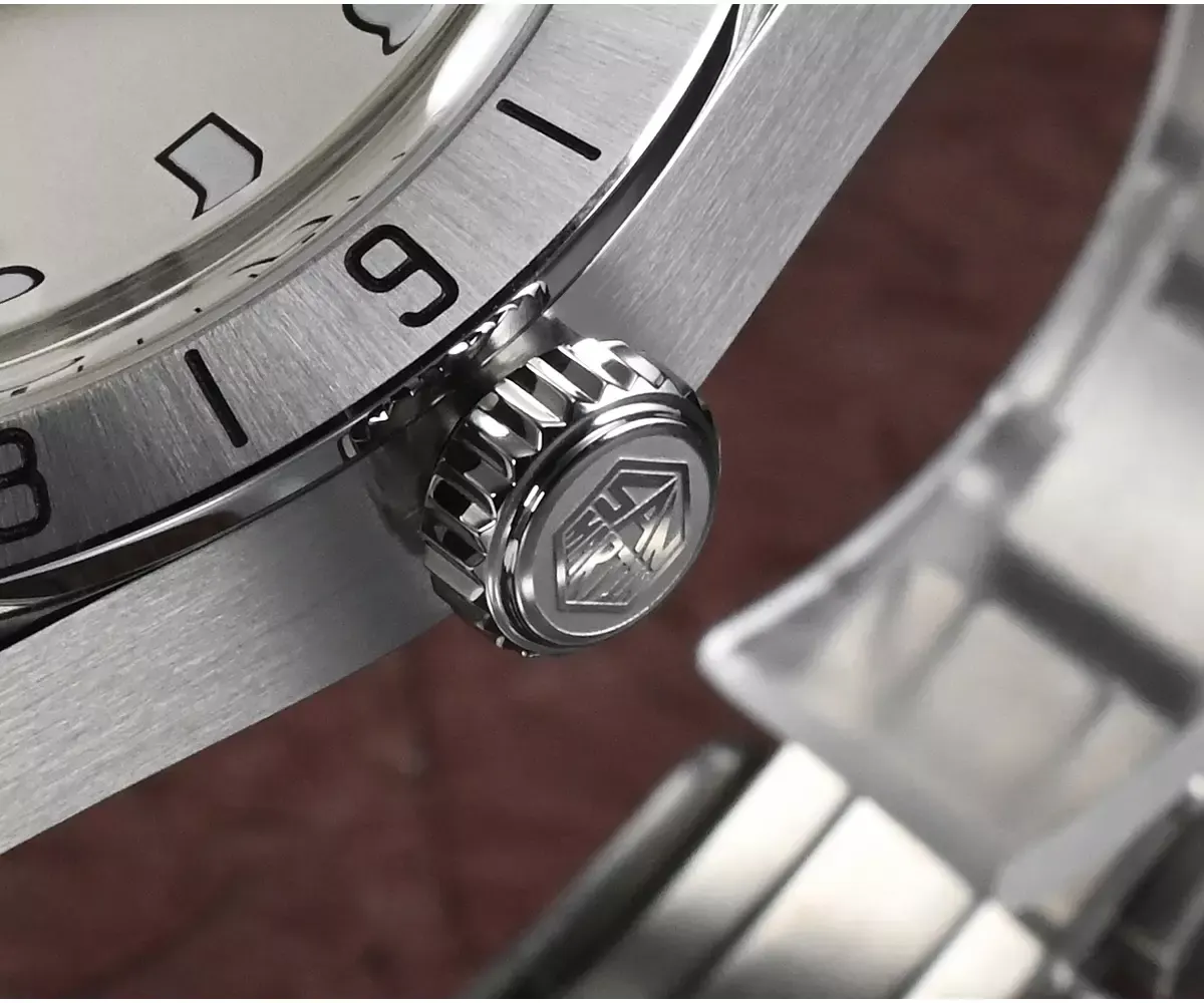 Montre San Martin SN0054-G – Blanc mat