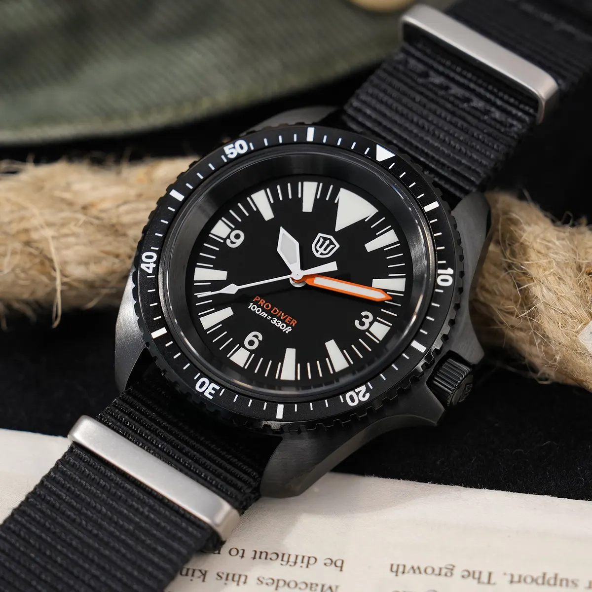 Montre Watchdives WD1980 Quartz 39 mm – Boîtier acier inoxydable