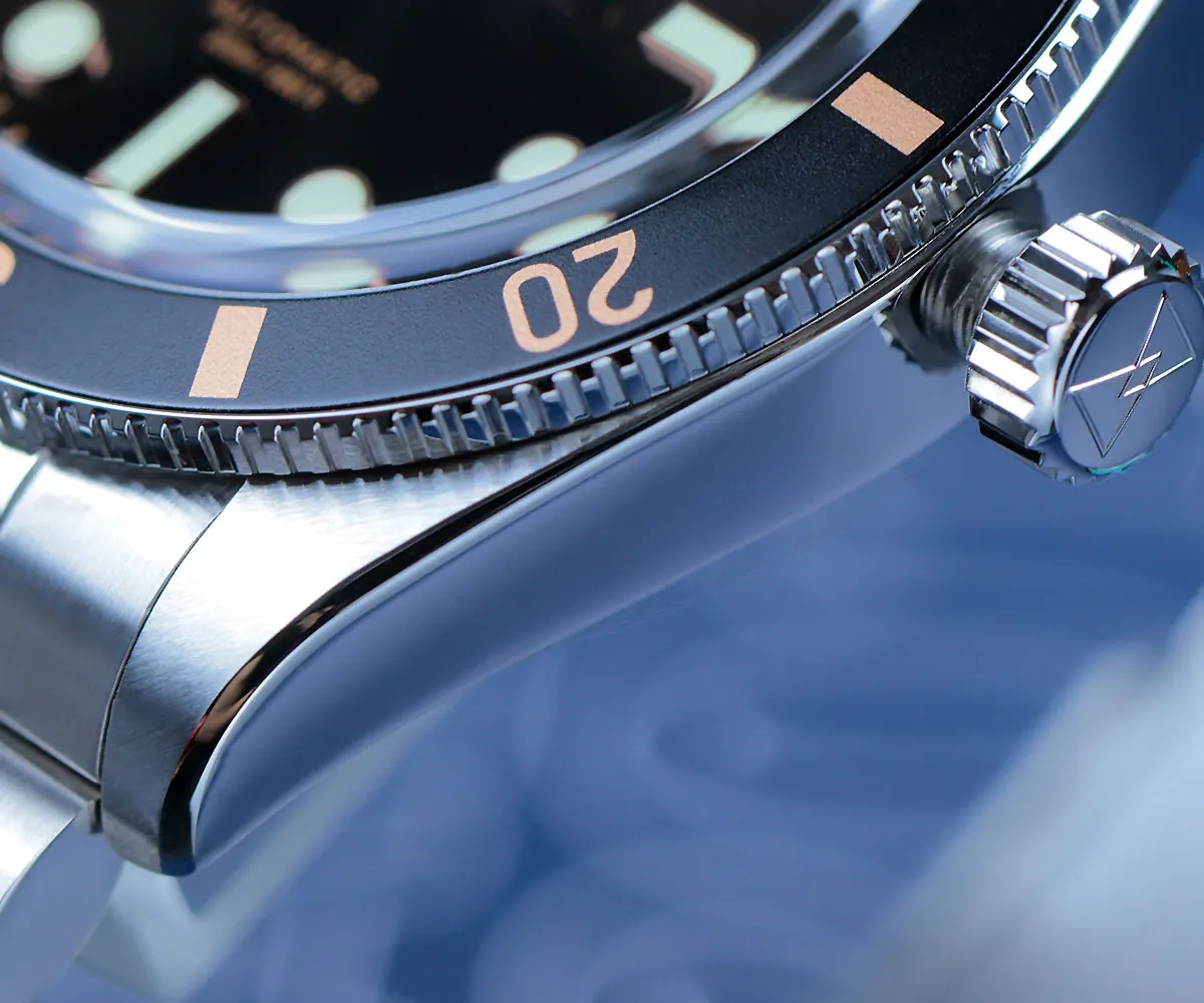 Montre Cronos BB54 – Rouge