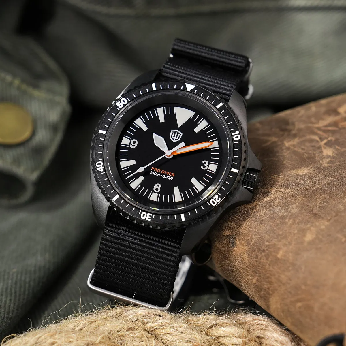 Montre Watchdives WD1980 Quartz 39 mm – Boîtier acier inoxydable